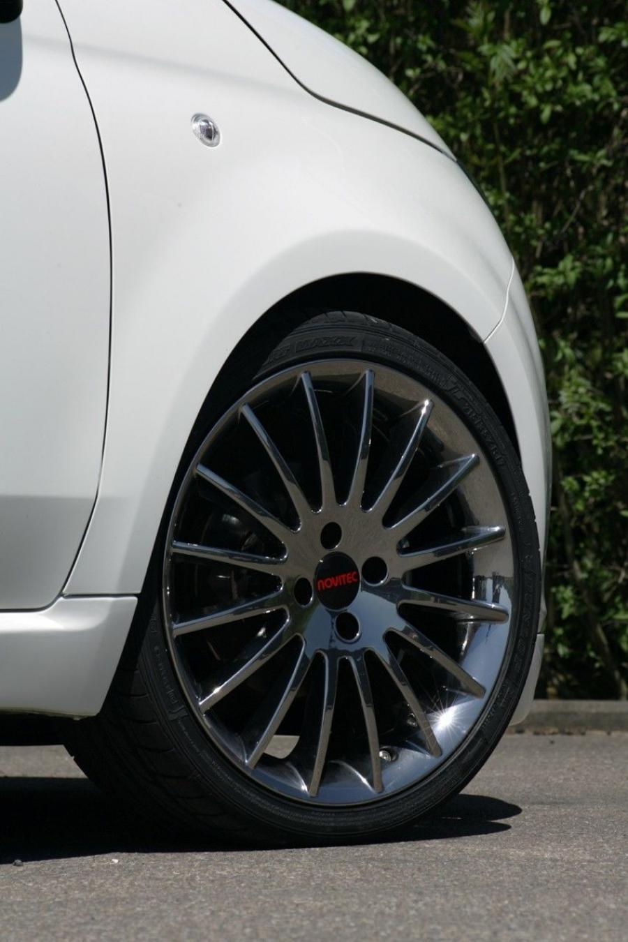  Fiat 500 by Novitec Rosso 2008 года  (фото 14 из 21)